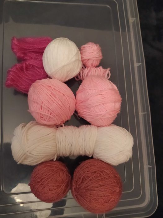 Włóczka akryl, różne kolory ok.300g