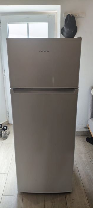 Geladeira  206L