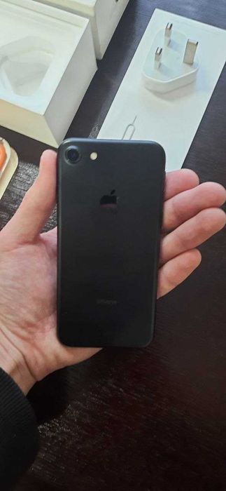 Iphone 7 32gb, айфон 7 32 гігабайти