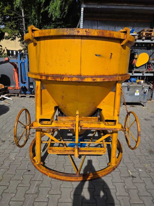 Zbiornik pojemnik dźwigowy do transportu betonu Eichinger 1016 H 1750L betonowanie zalewanie Nr 68