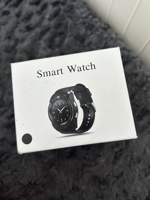 Czarny smart watch
