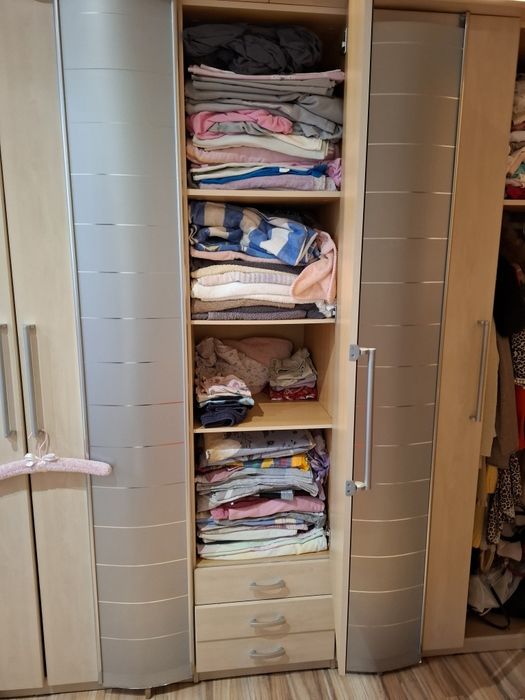 Sprzedaż meble do sypialni za nieduże pieniądze...