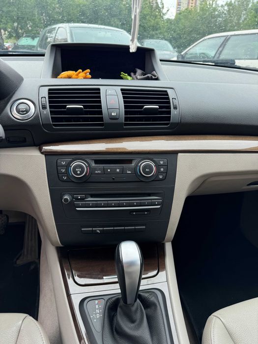 BMW 1 Series 2011 VIN WBAUD71060P528062 фото оголошення 18 з 24