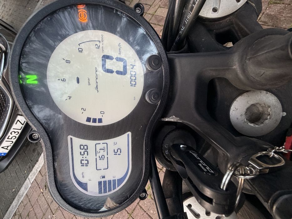 Benelli Leoncino 500 Trail