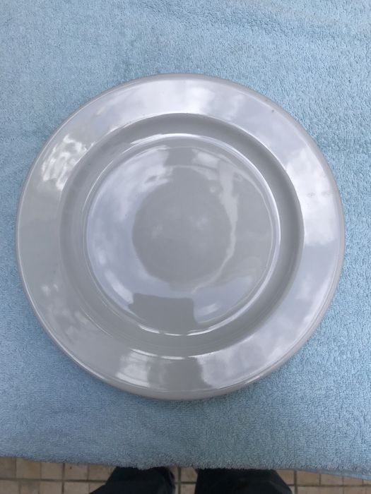 Pratos de sopa e sobremesa