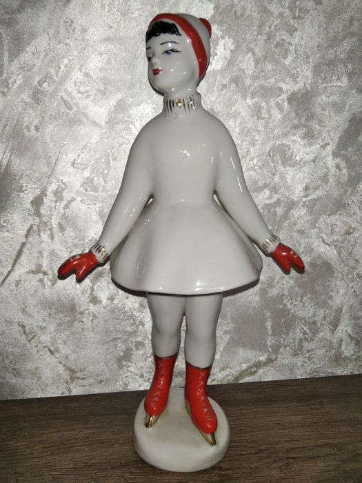 Статуетки статуетки