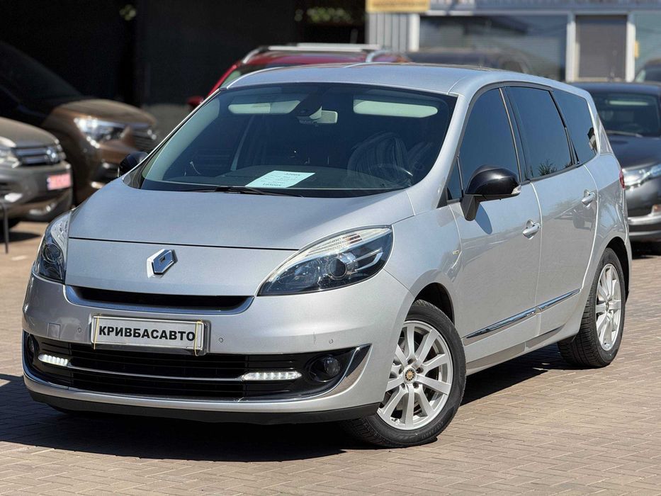 Renault Grand Scenic 2012