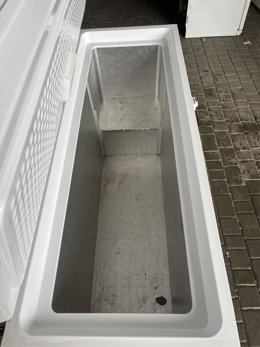 Морозильна камера Ларь скриня Siemens SQ 67 на 370 літрів.