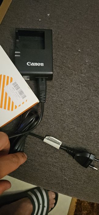 kit de baterias e carregador K&F Concept para câmaras Canon, incluindo três baterias LP-E6NH de