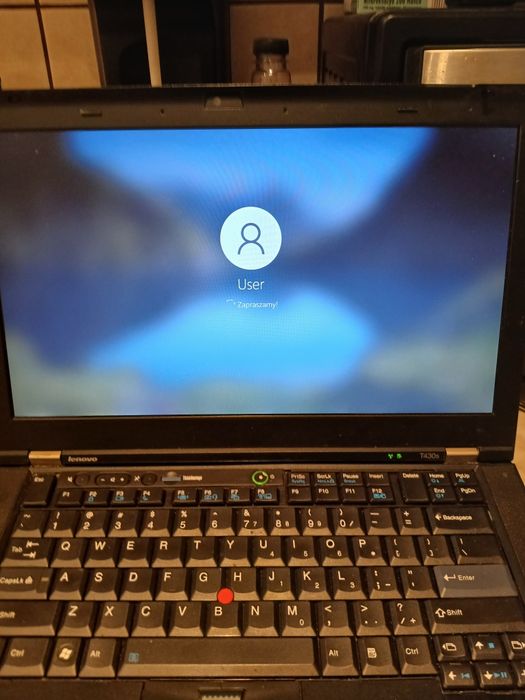 Sprzedam laptopa lenowo