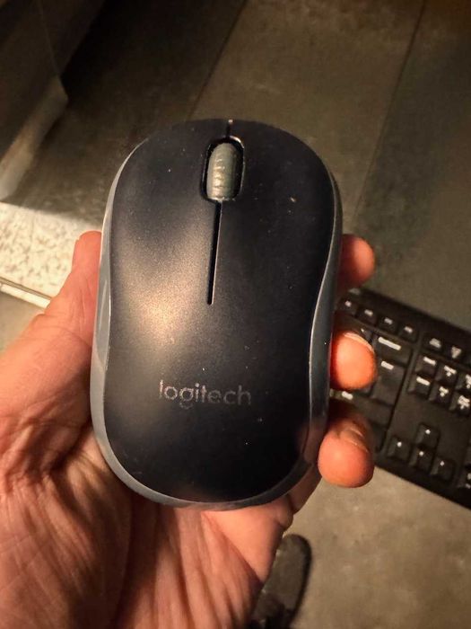 Teclado e Mouse Bluetooth Logitech K270