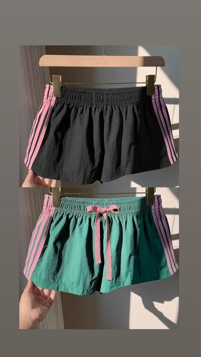 Dwie pary krótkich spodenek rozmiar M