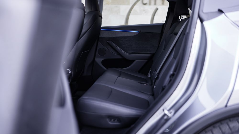 Продається Tesla Model Y Juniper 2025 AWD