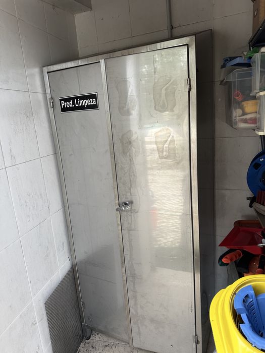 Armario inox alto