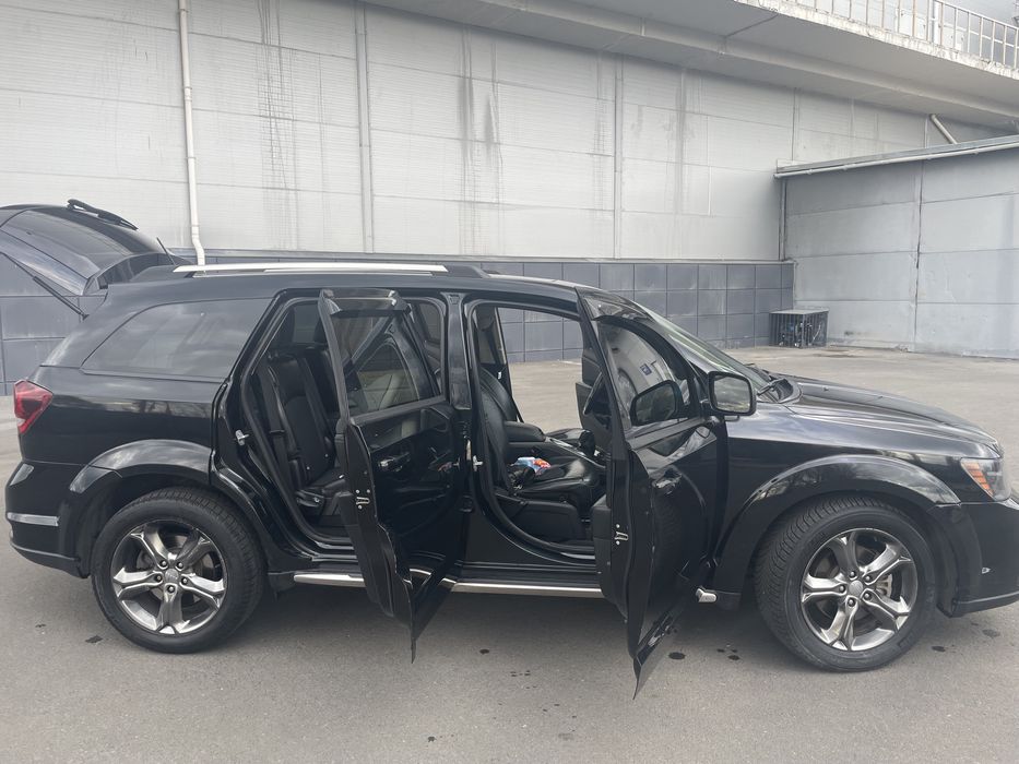 Продам Додж Красовер