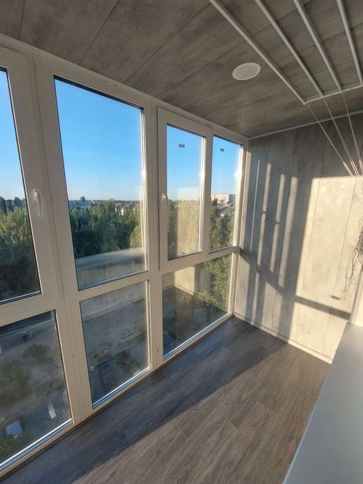 Балкон , лоджия , под ключ , утепление балкона , остекление балкона .