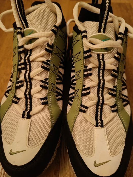 Tênis Nike Air Humara