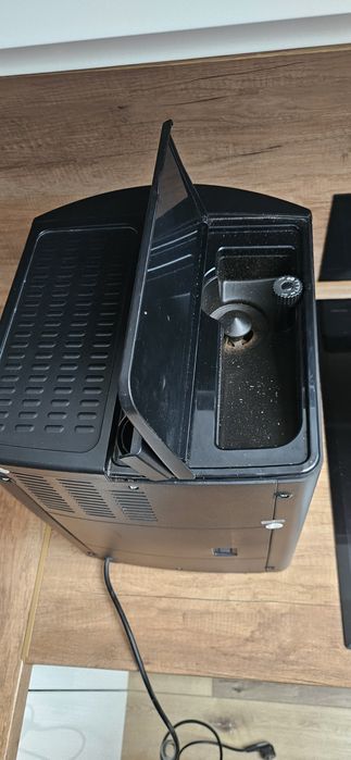 Ekspres do kawy delonghi