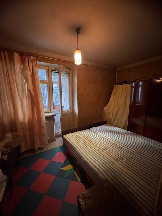 Продам двухкомнатную квартиру на Черемушках