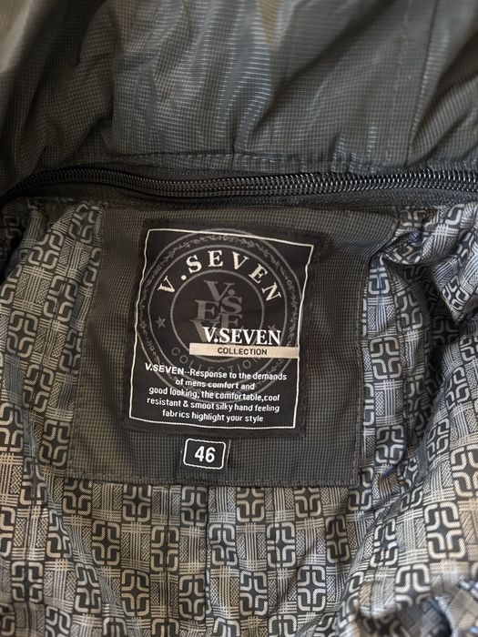 Зимова чоловіча куртка