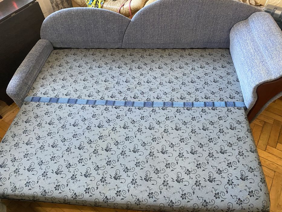 Розкладний диван з нішею