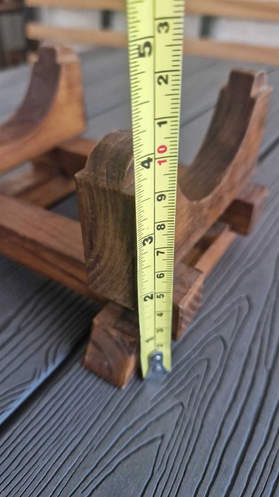 Cavalete de madeira para apoio de vaso