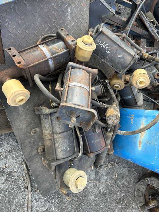 4320-3510010/11 Пневмогидроусилитель УРАЛ перебранные