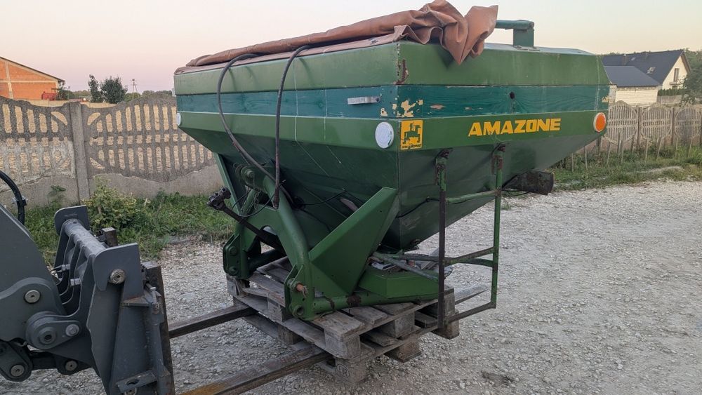 Rozsiewacz nawozu amazone za-u 1501