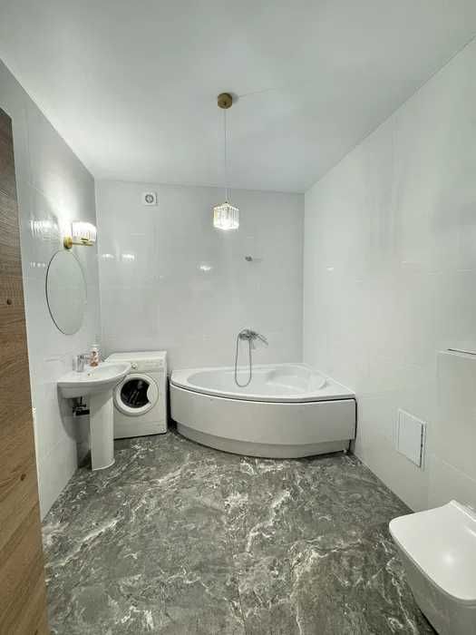 Аквапарк,,Карпатія,,200м, затишні апартаменти  в парковій зоні.центр