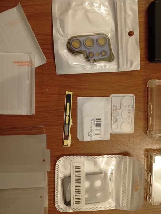 Capas, Peliculas Ecrã e Câmeras para Samsung S24 Ultra