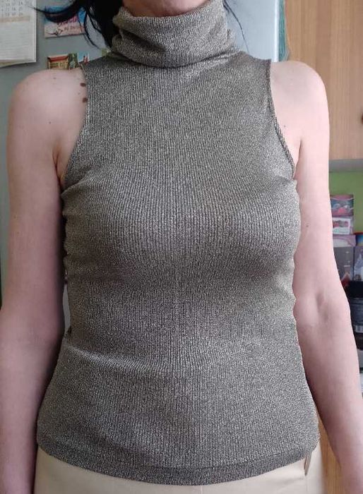 (38/M) Massimo Dutti/ Złoty golf ołówkowy pod marynarkę, bluzka