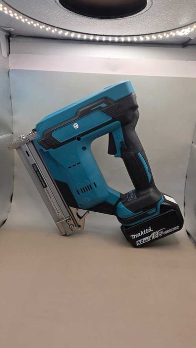 Gwoździarka akumulatorowa sztyfciarka długość sztyftów 15-30mm do aku makita 18v