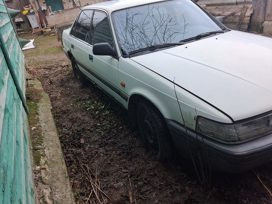 Мазда 626 1988 года