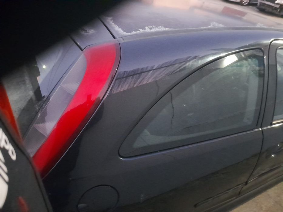 OPEL Corsa.