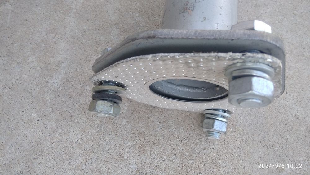 Вставка глушитєля део нова