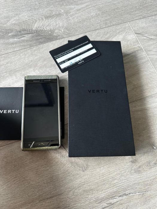VERTU ASTER Limited Edition Exotic leather 64GB Global GSM 4G Luxury Phone