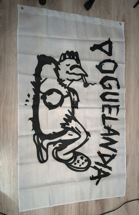 Flaga Poguelandia
