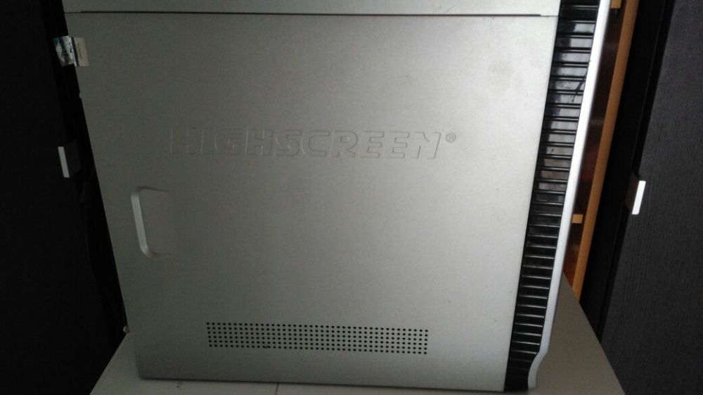 Computer429594439195054083