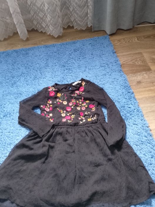 Продам плаття дівчинка