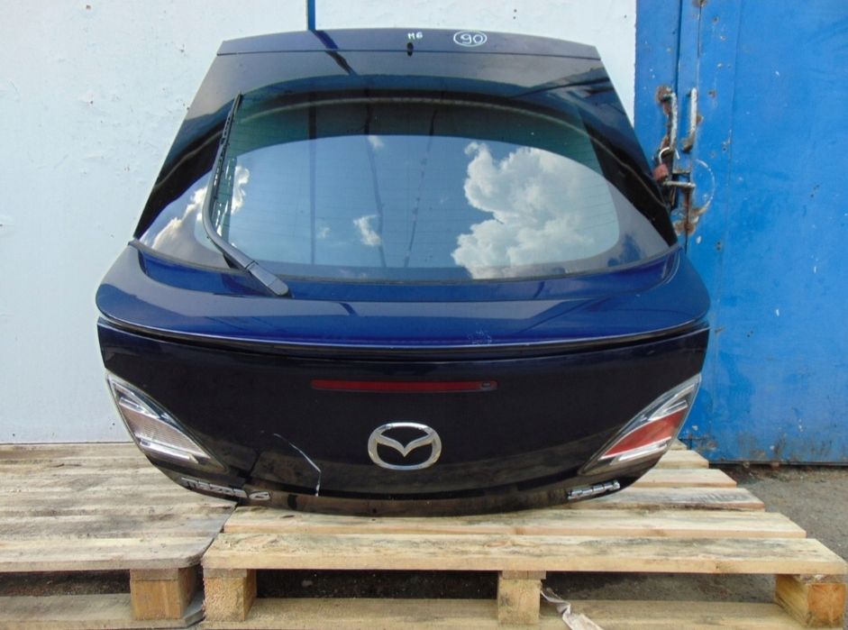 Sprzedam kompletna klapę Mazda 6