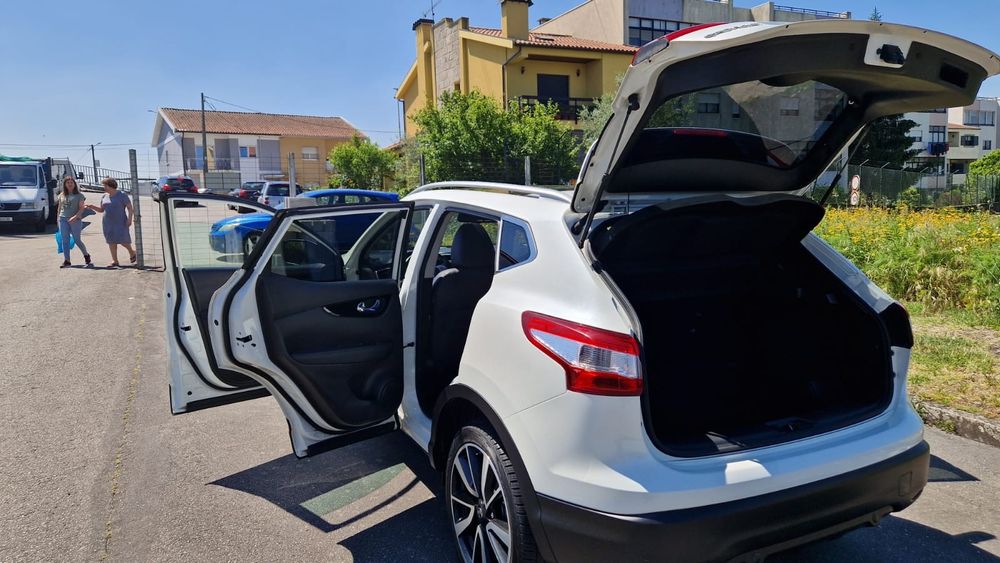 Nissan Qashkai 1.5DCi 110cv  Tekna Premium 
TEKNA PREMIUM