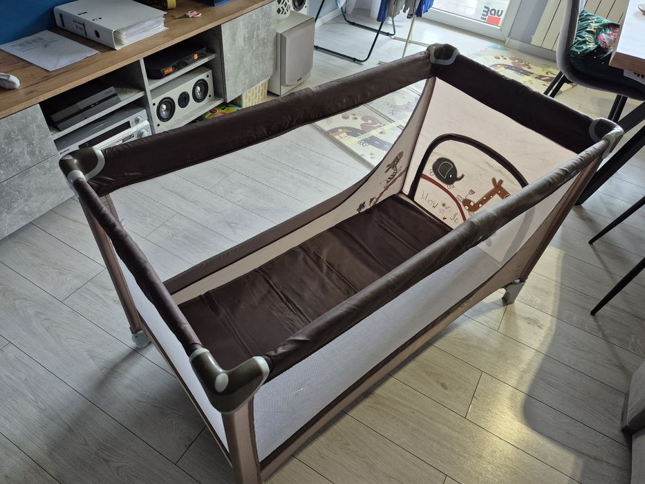 Łóżeczko turystyczne