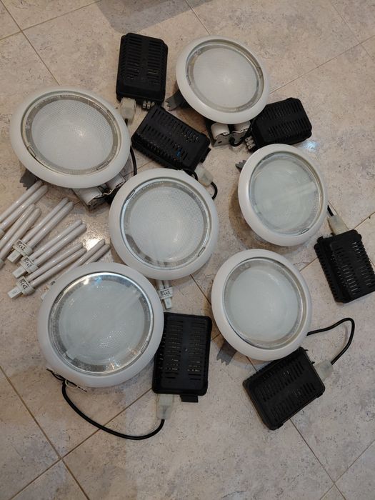 Vendo 6 apliques de teto falso a muito bom preço