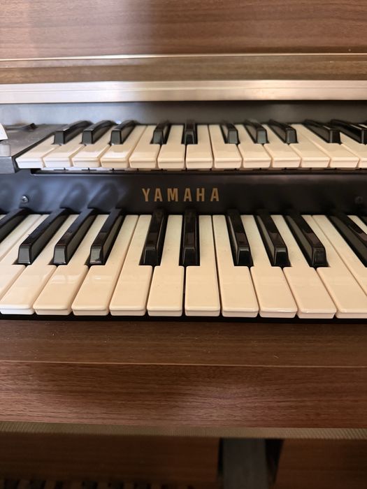 Електро Орган Yamaha Rehbock Pianos Dusseldorf