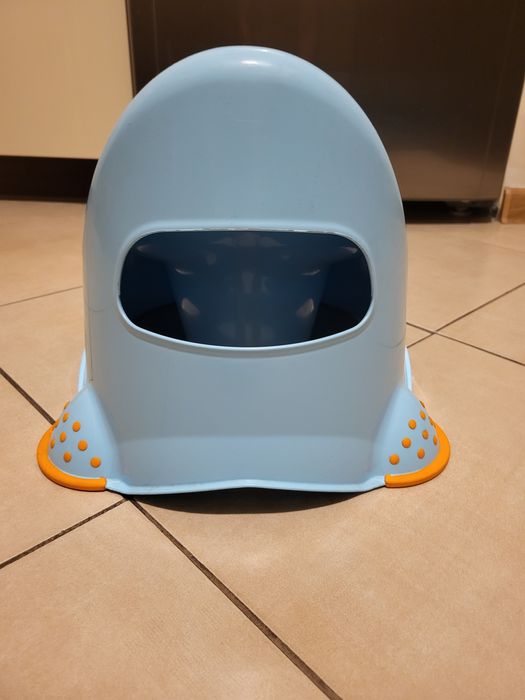 Nocnik jasno niebieskim dusty antypoślizgowy