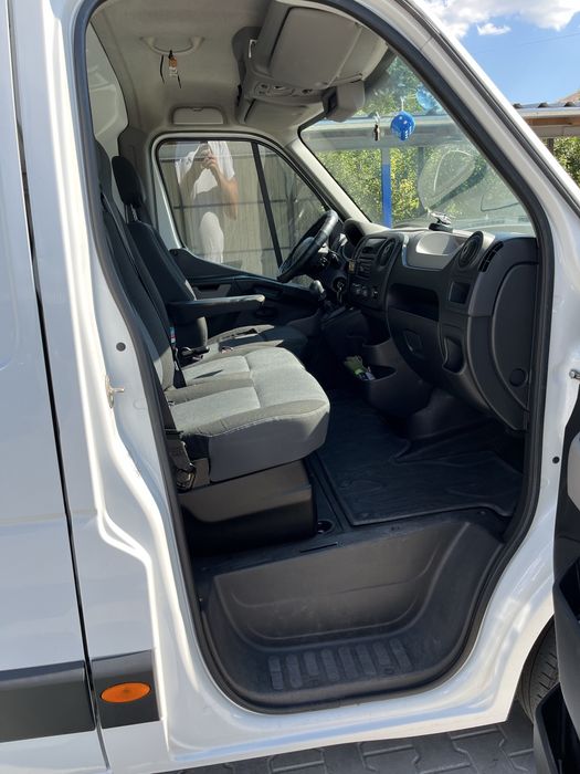 Продаю Renault Master 2012 року 2.3 dci MT