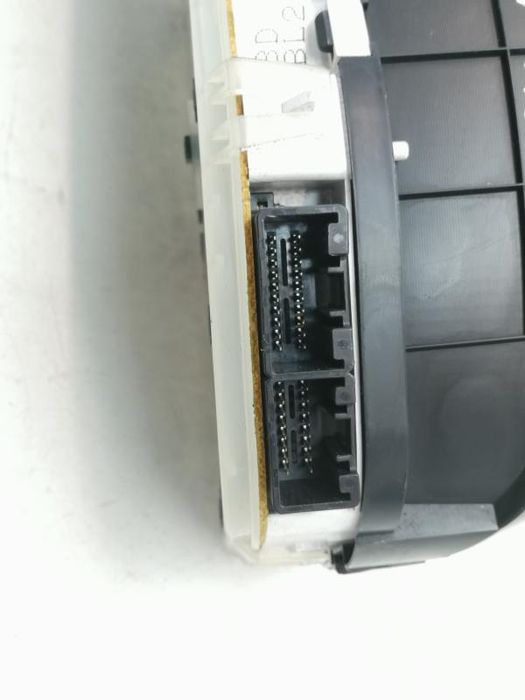 Quadrante / painel de instrumentos MAZDA 323 C IV (BG)