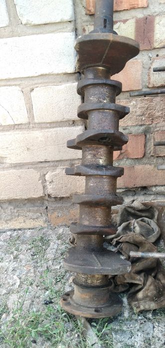 Колінвал уаз б.у точений в салідолі