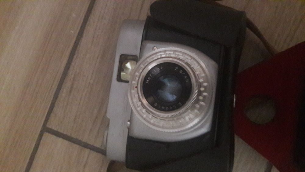 Aparat ,,Beirette" sprawny.