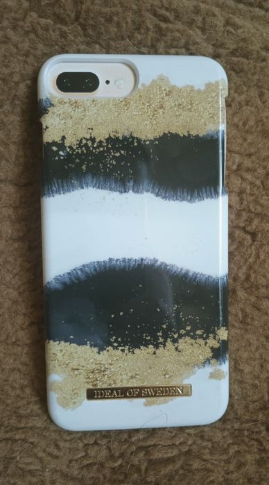 Etui iDeal of Sweden na iPhone od 6 do 8 plus